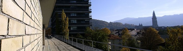 inst_blau-720x200.jpg